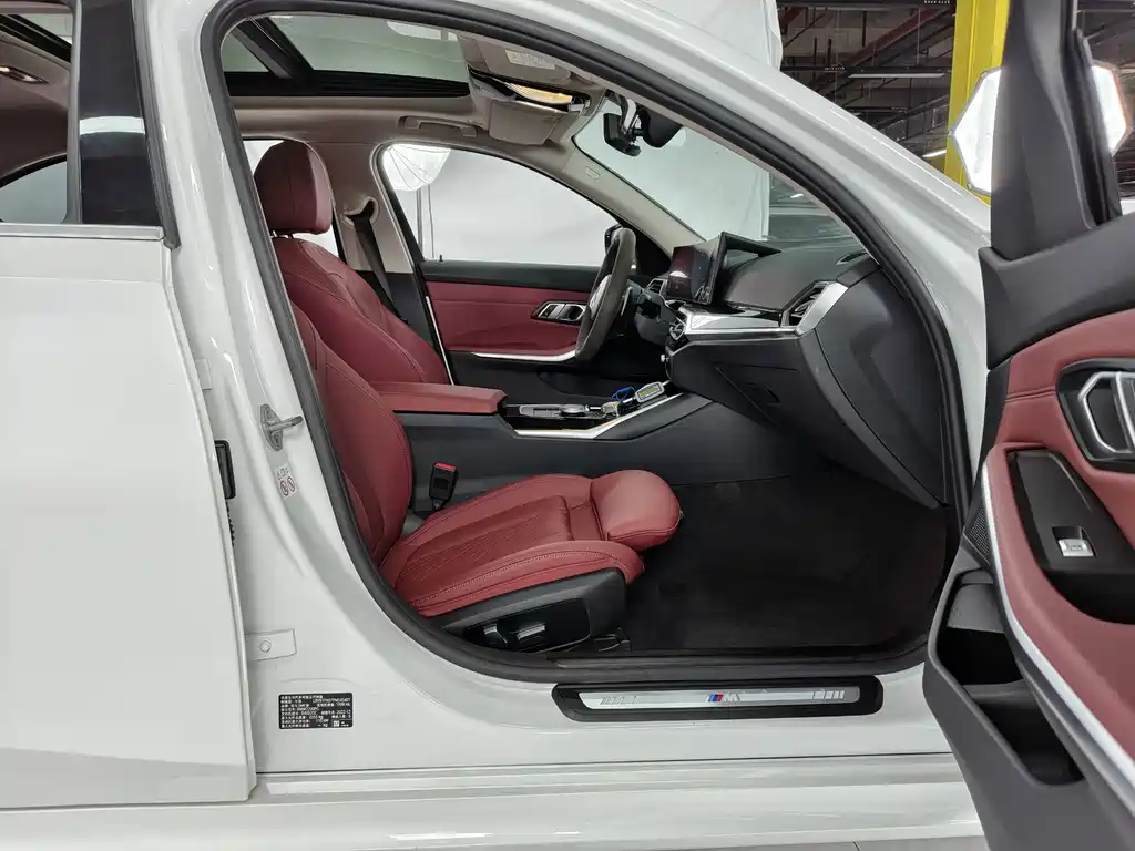 BMW 3 Series — миниатюра 18