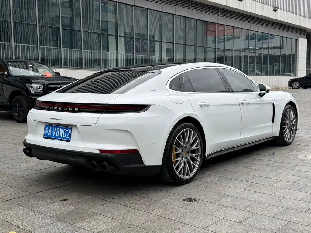 Porsche Panamera — миниатюра 5