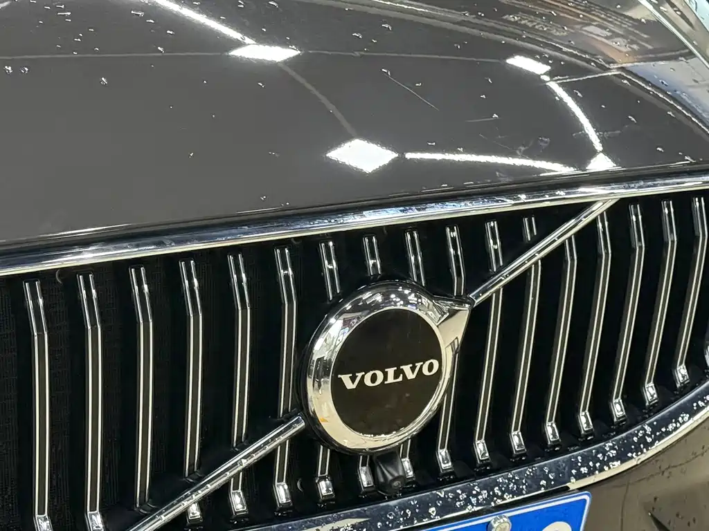 Volvo XC60 — миниатюра 3