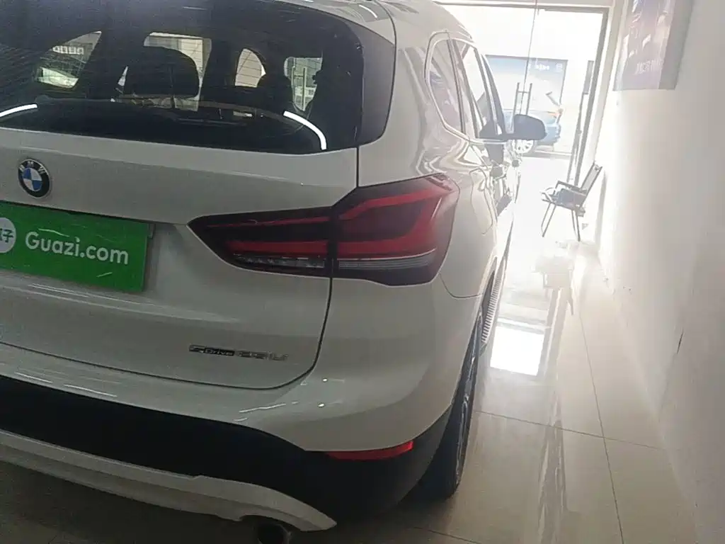 BMW X1 — миниатюра 8