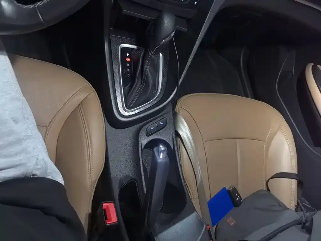 Buick Excelle — миниатюра 7