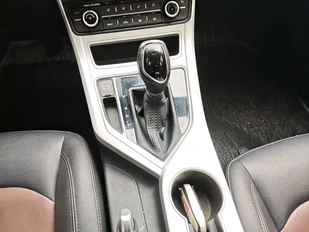 Geely Vision — миниатюра 14