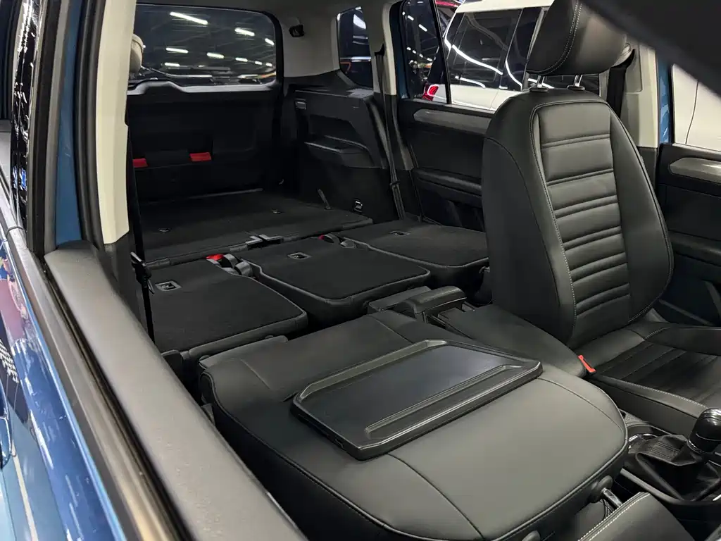 Volkswagen Touran — миниатюра 7