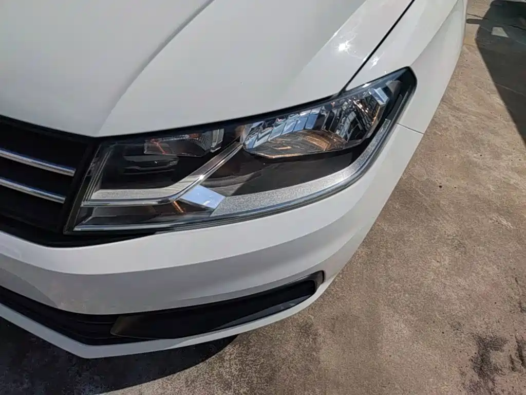 Volkswagen Santana — миниатюра 24