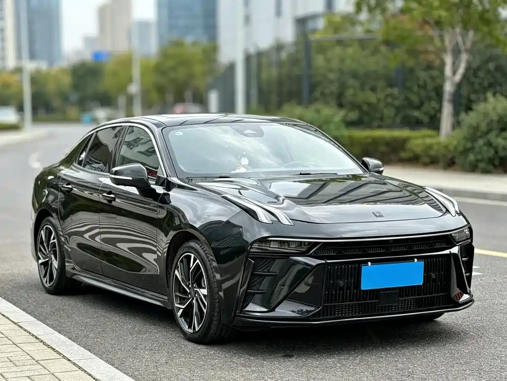 Lynk & Co 03 — миниатюра 3