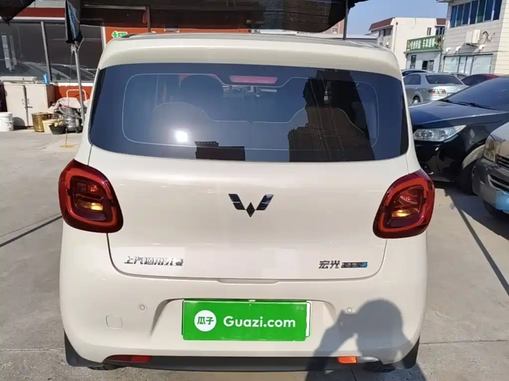 Wuling MINIEV — миниатюра 6