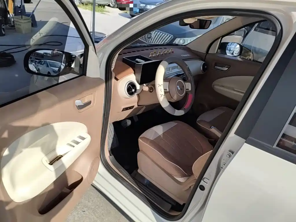 Wuling MINIEV — миниатюра 16