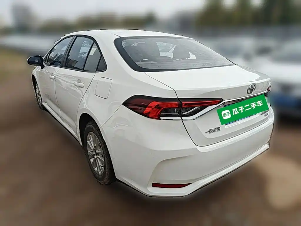 Toyota Corolla — миниатюра 7