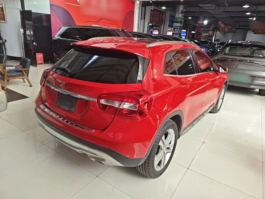 Mercedes-Benz GLA — миниатюра 7