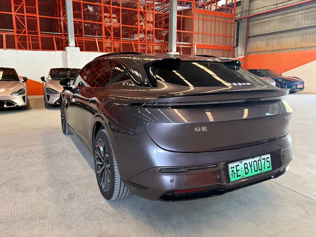 Zeekr 007GT — миниатюра 9