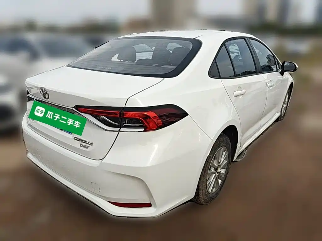 Toyota Corolla — миниатюра 10