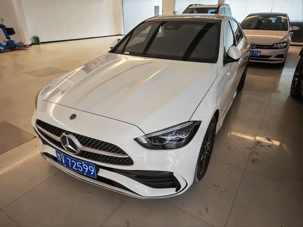 Mercedes-Benz C-Class — миниатюра 2
