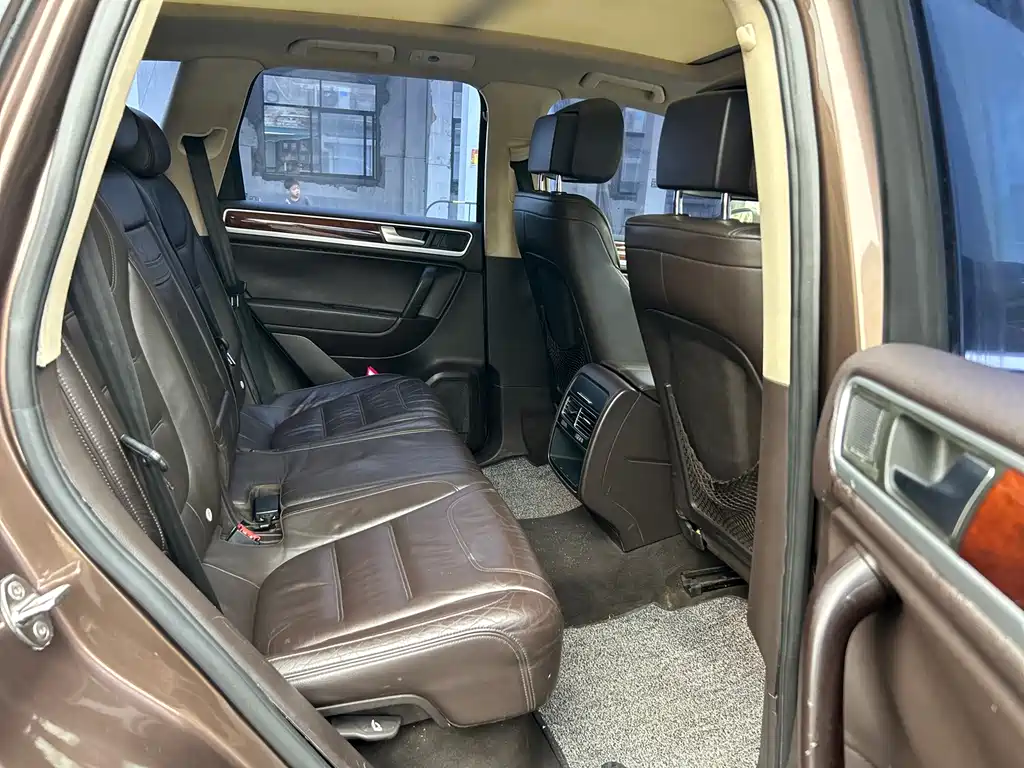 Volkswagen Touareg — миниатюра 28