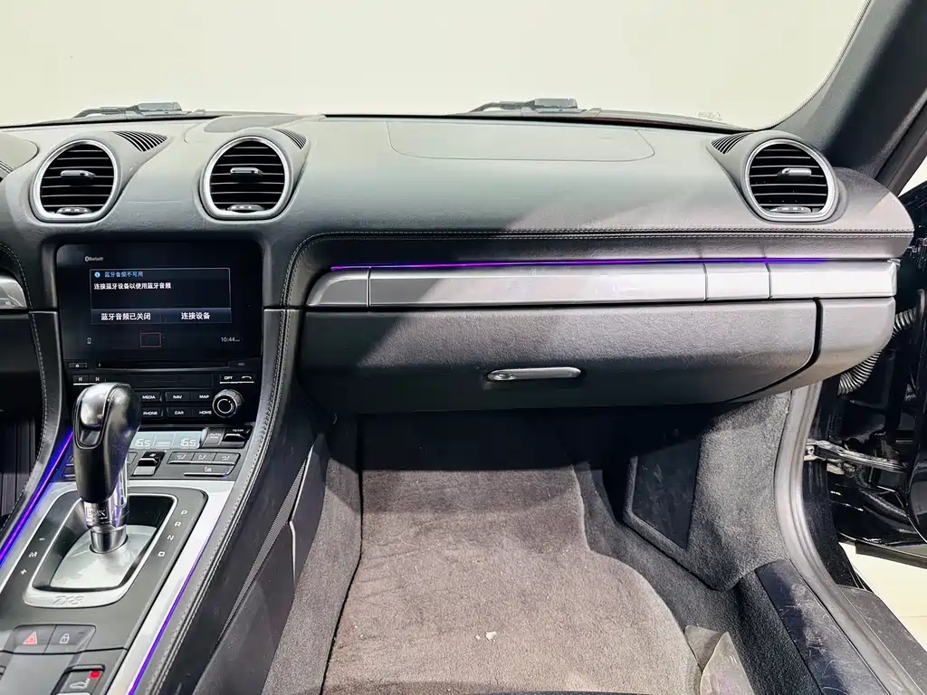 Porsche 718 2018 Cayman 2.0T
