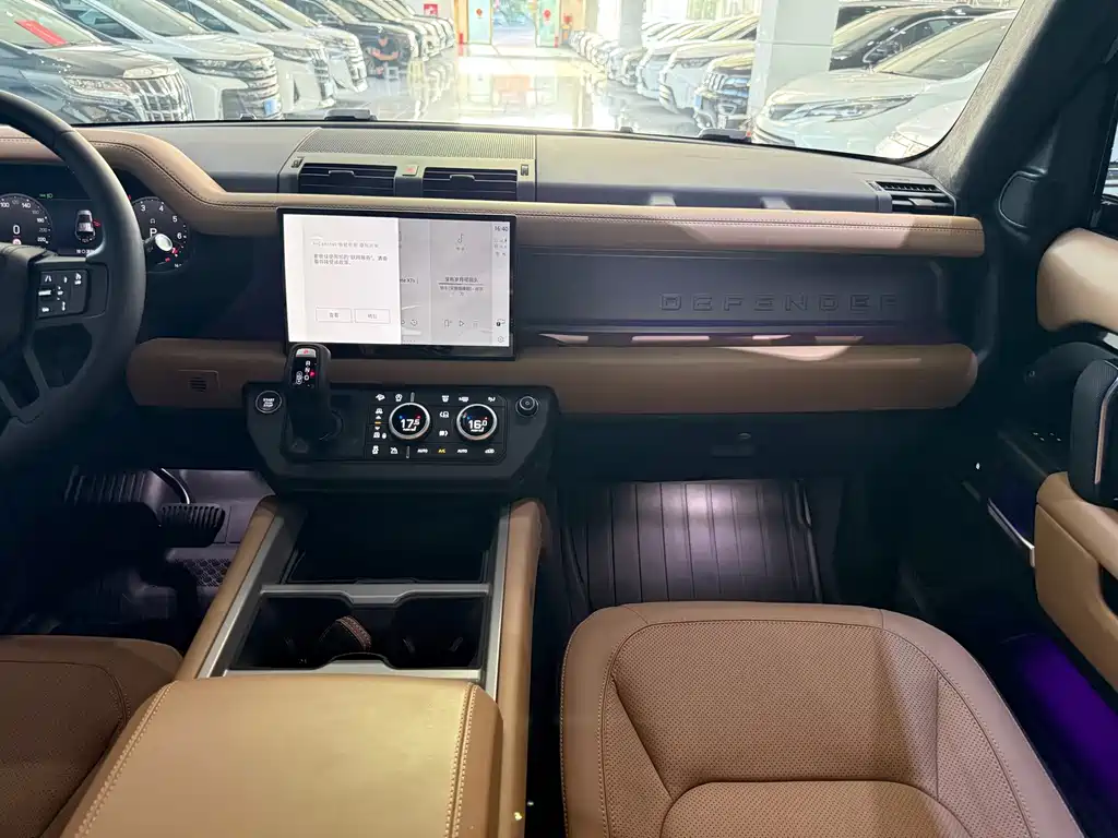 Land Rover Defender — миниатюра 15