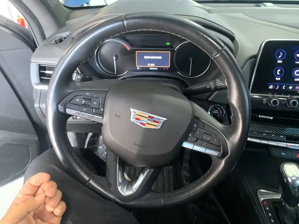 Cadillac CT4 — миниатюра 12