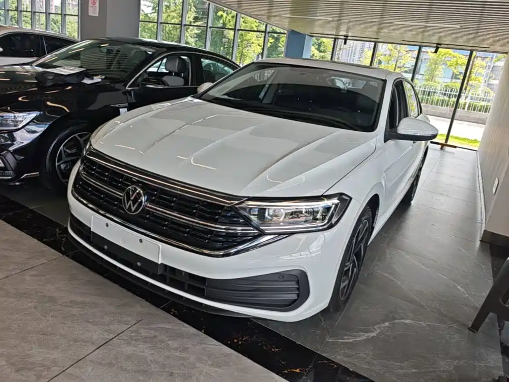 Volkswagen Sagitar — миниатюра 2