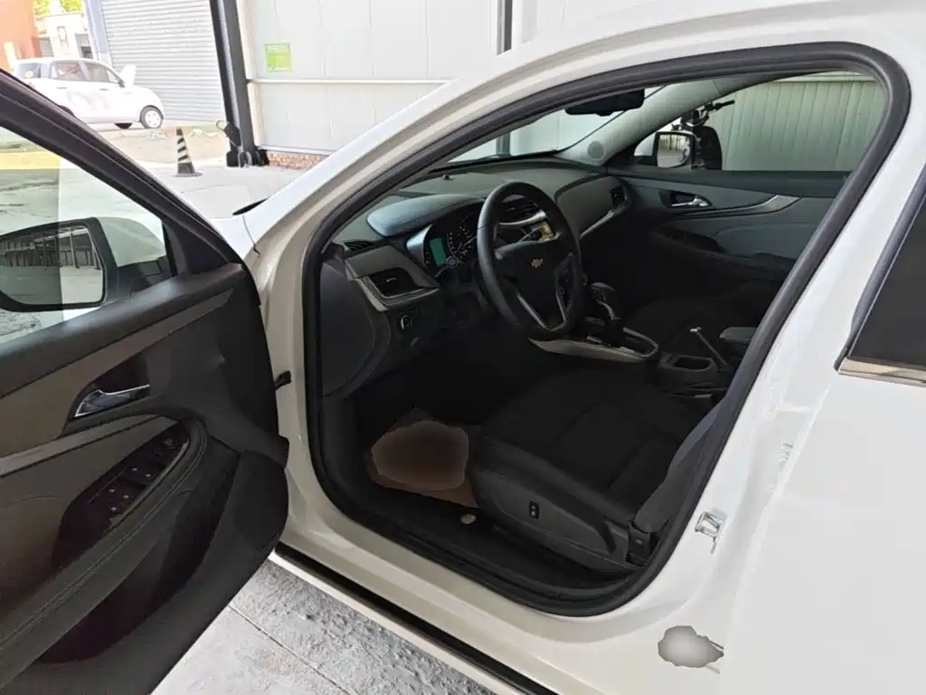 Chevrolet Malibu — миниатюра 16