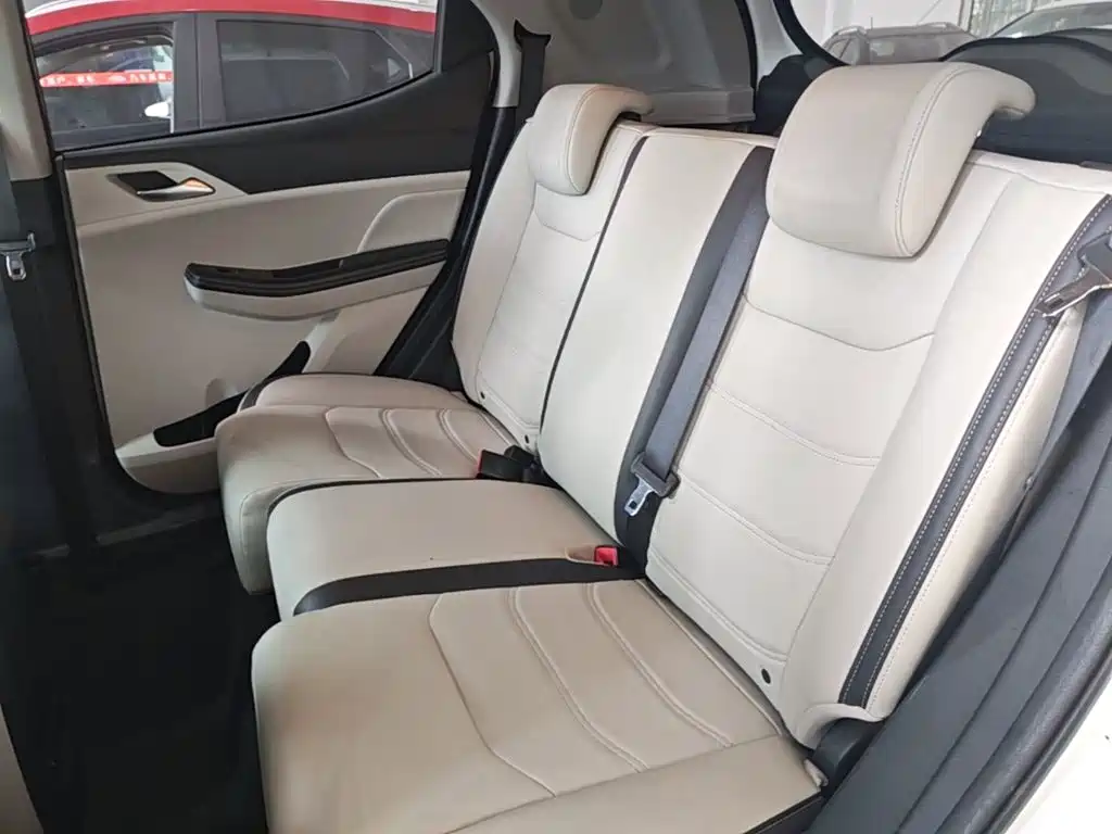 BYD Yuan Pro — миниатюра 17