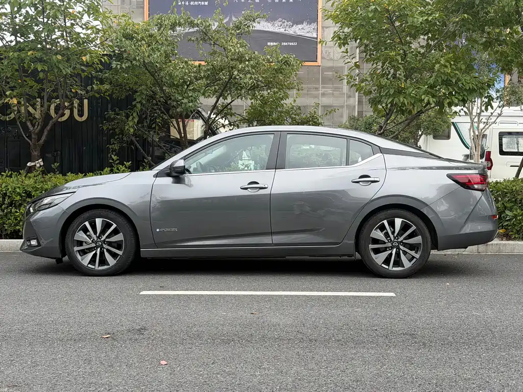 Nissan Sylphy — миниатюра 5