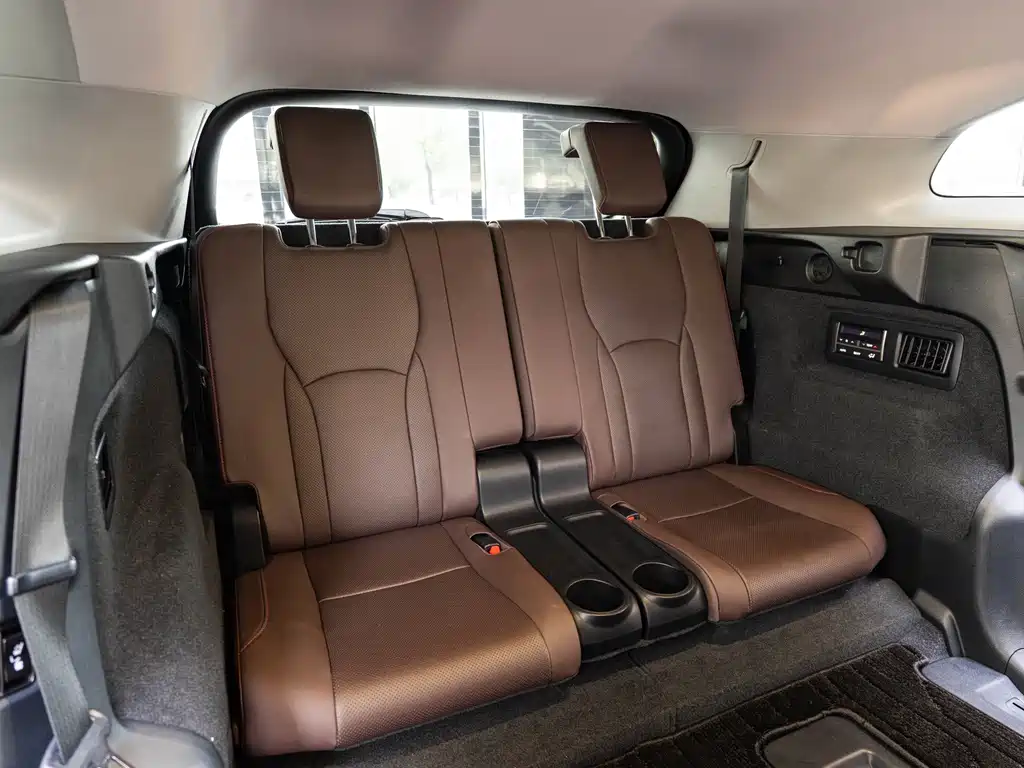Lexus RX — миниатюра 13