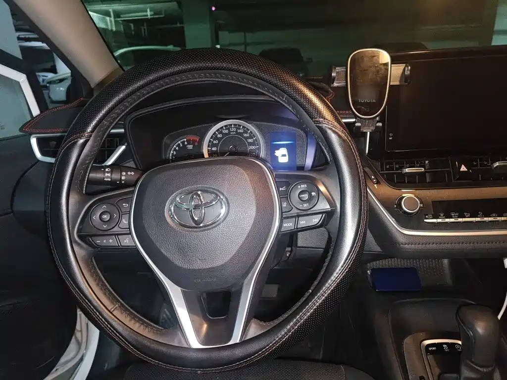 Toyota Corolla — миниатюра 6