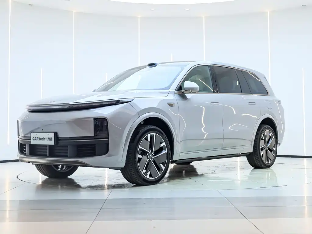 Li Auto Li L9 2025