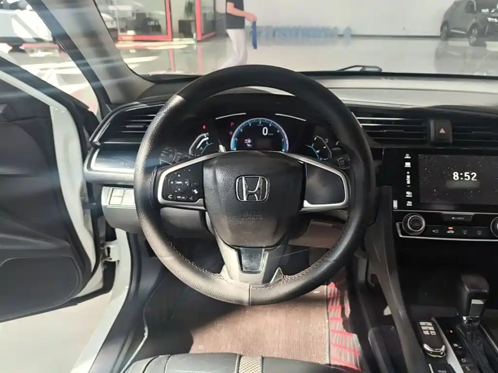 Honda Civic — миниатюра 11
