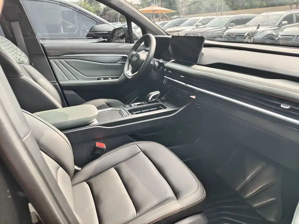 Geely HaoyueL L 2023 2.0T DCT Luxury