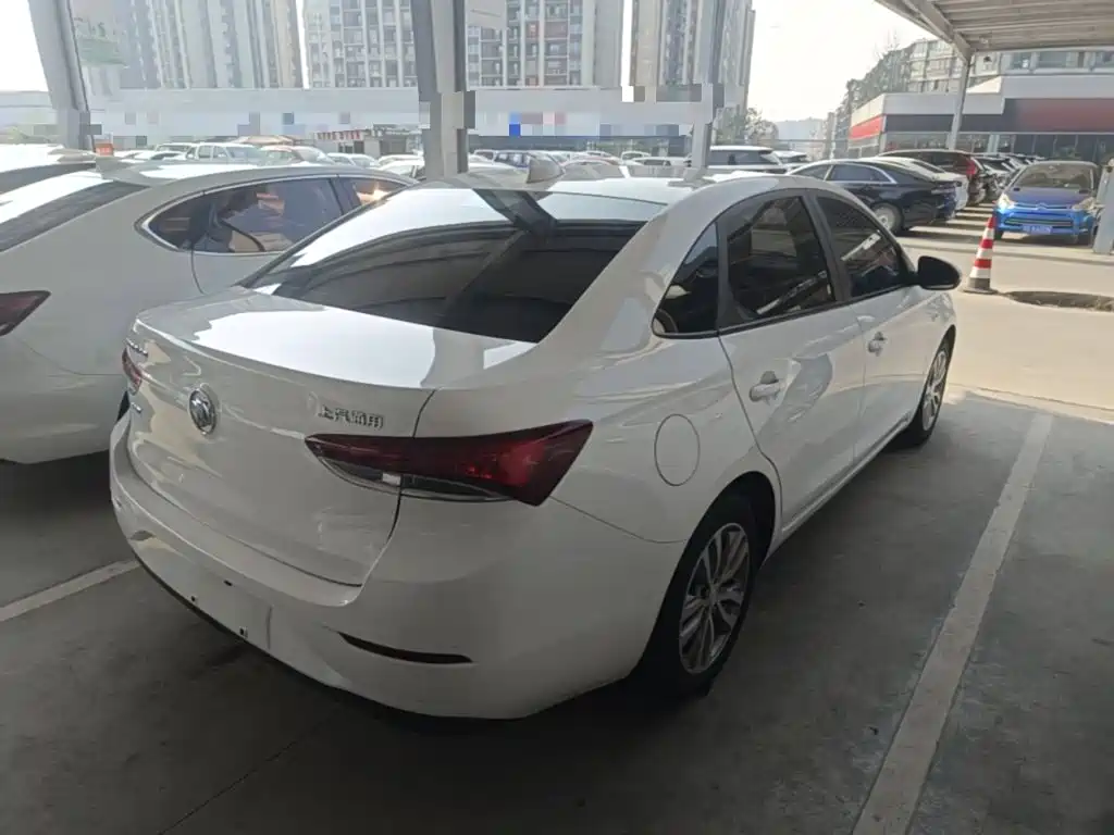 Buick Excelle — миниатюра 7