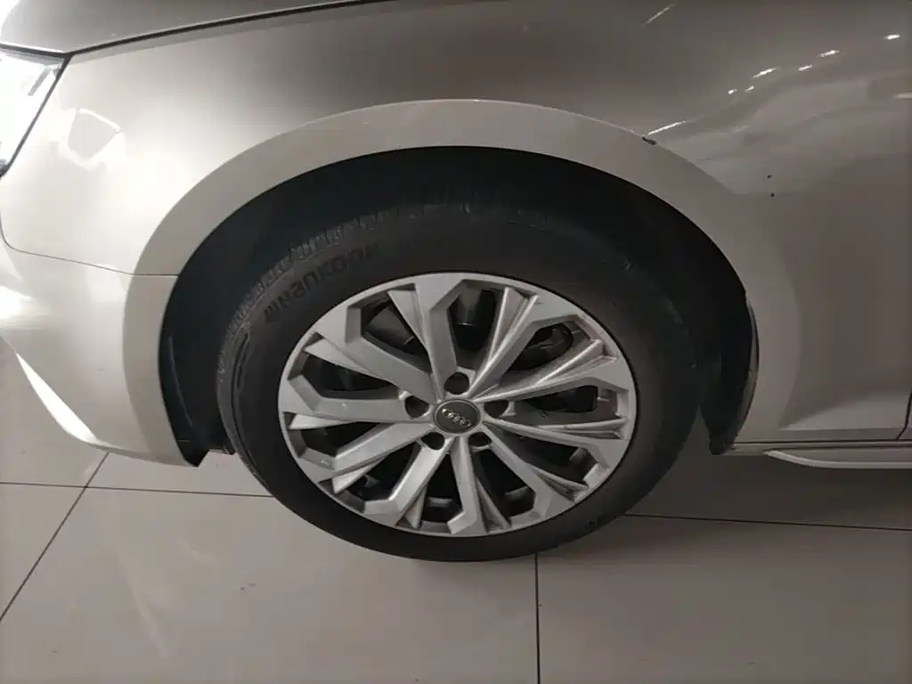 Audi A4L — миниатюра 23