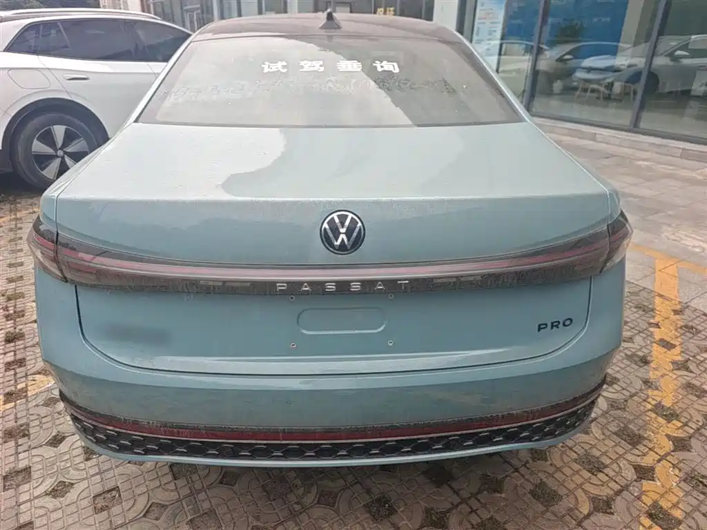 Volkswagen Passat 2025 Pro 380TSI