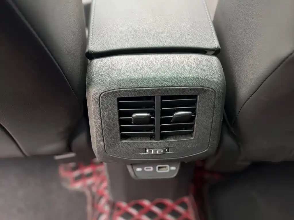 Volkswagen T-Cross — миниатюра 15