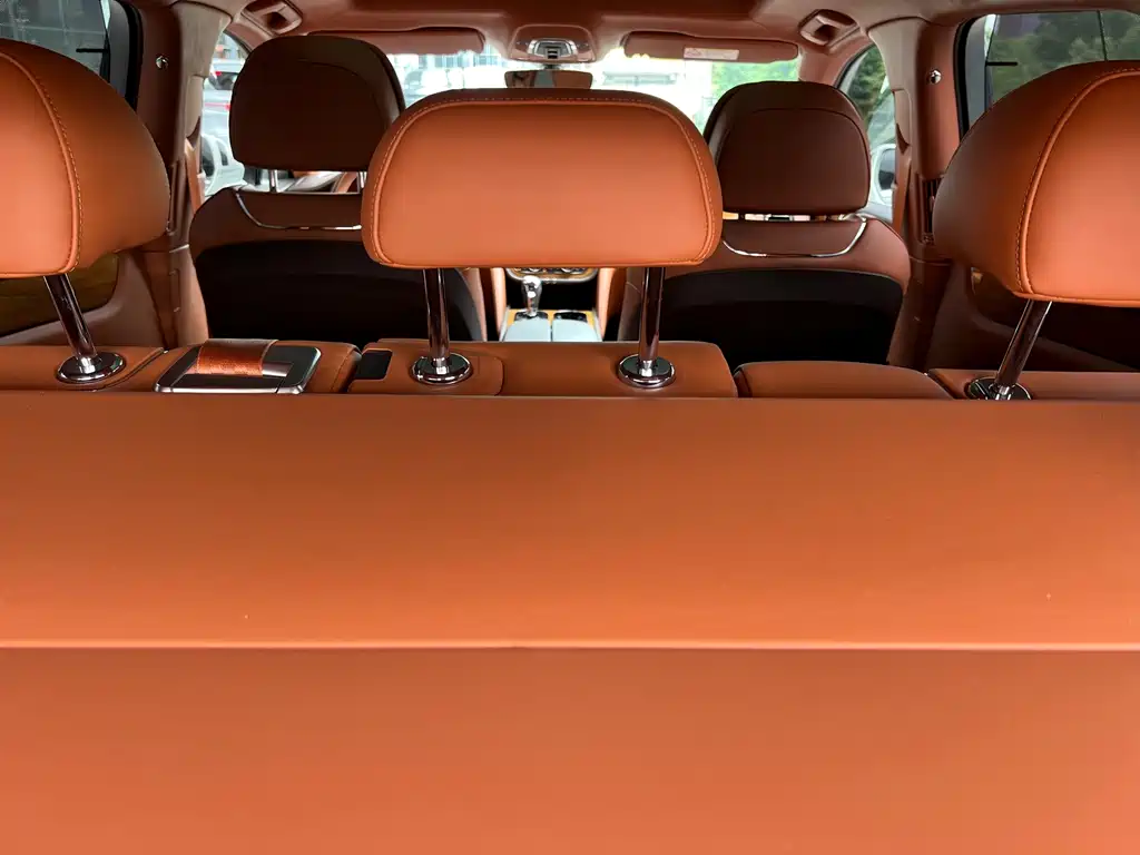 Bentley Bentayga — миниатюра 17