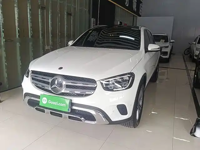 2021 Mercedes-Benz GLC