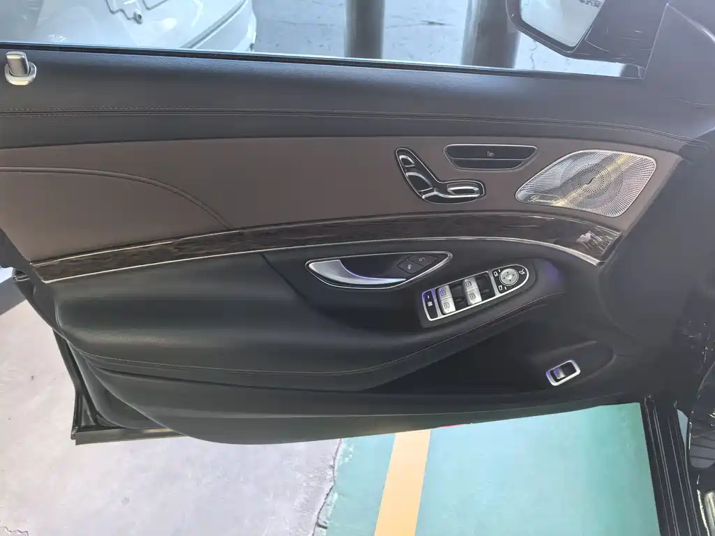 MERCEDES-BENZ S CLASS