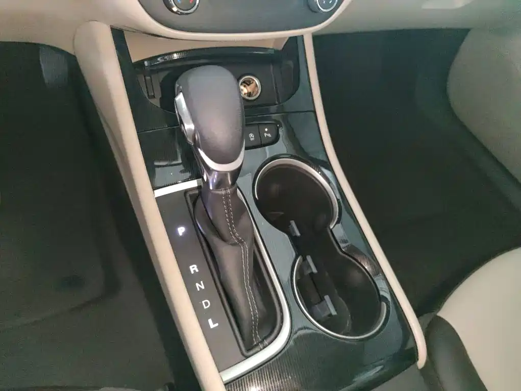 Buick Verano — миниатюра 14