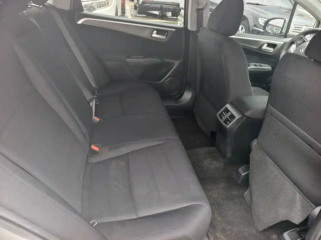 Honda Jade — миниатюра 11