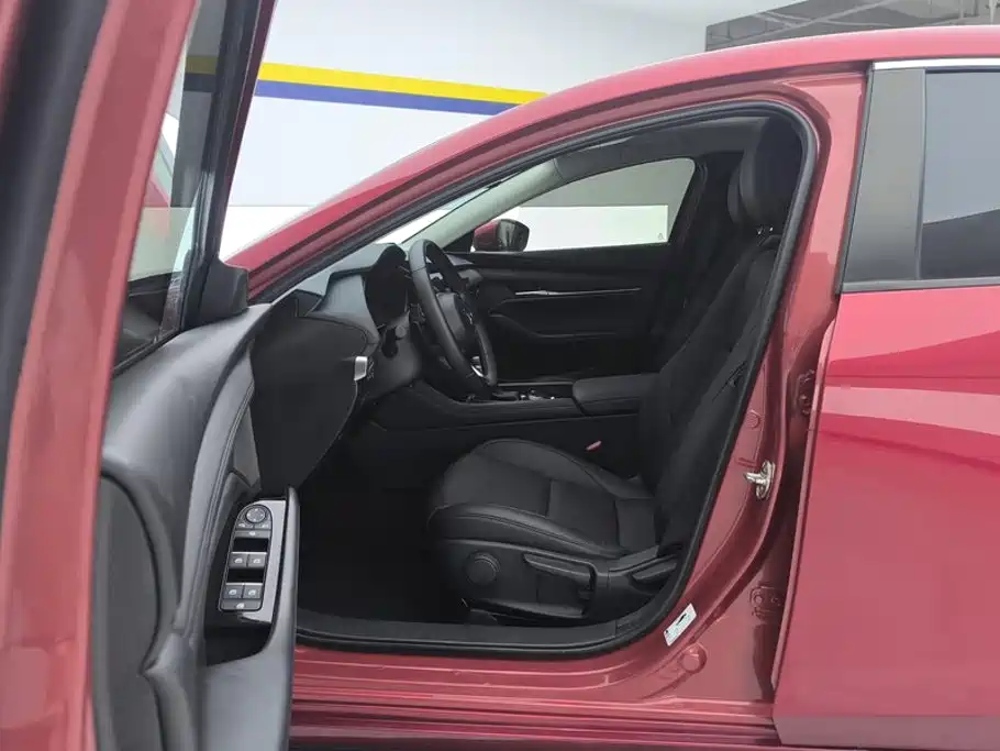 Mazda 3 Axela — миниатюра 9
