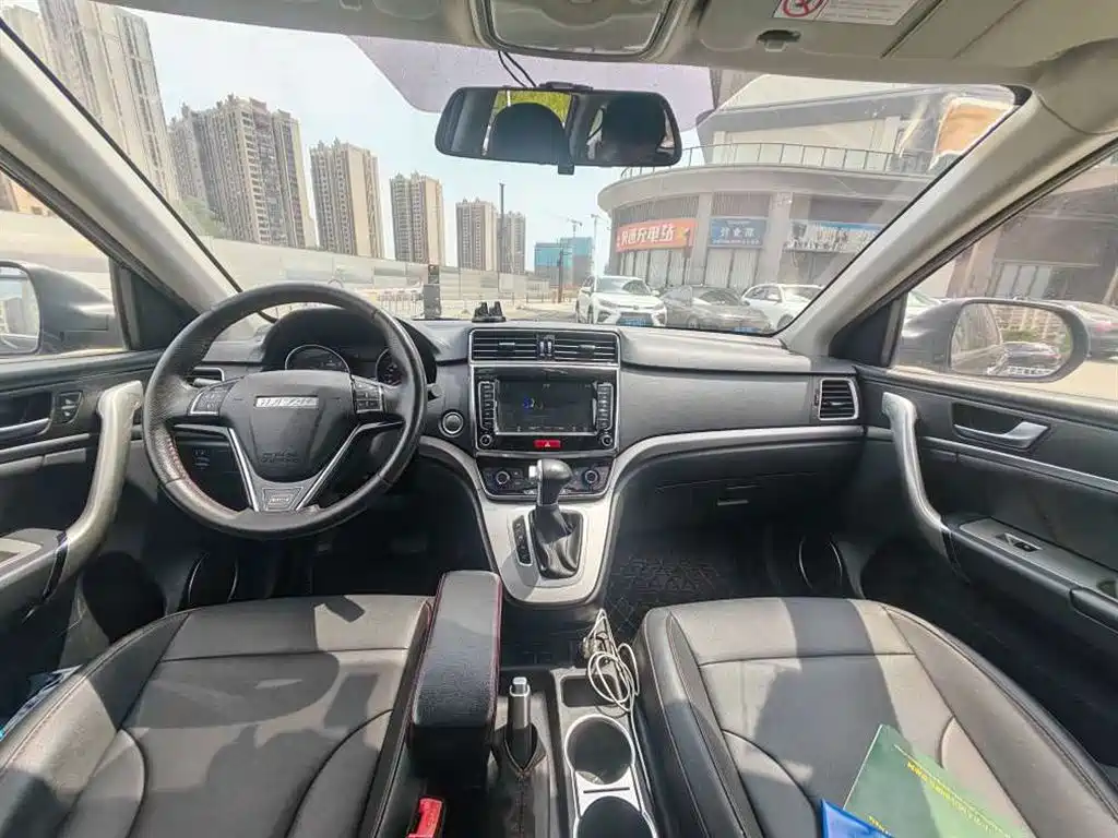Haval M6 — миниатюра 5