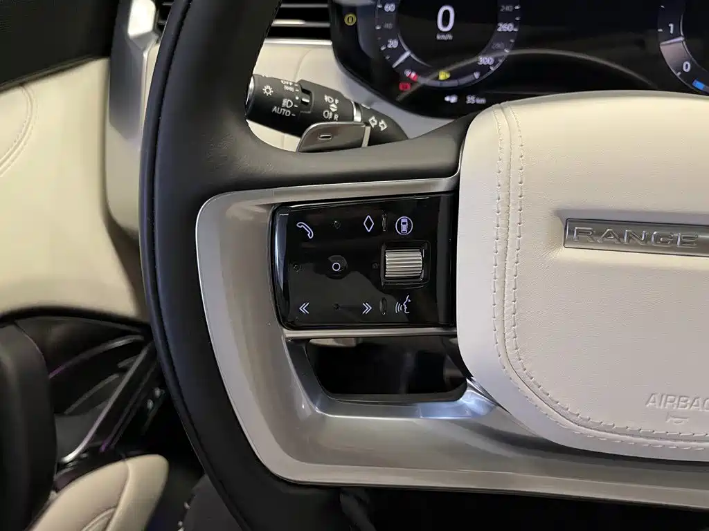 Land Rover Range Rover — миниатюра 21