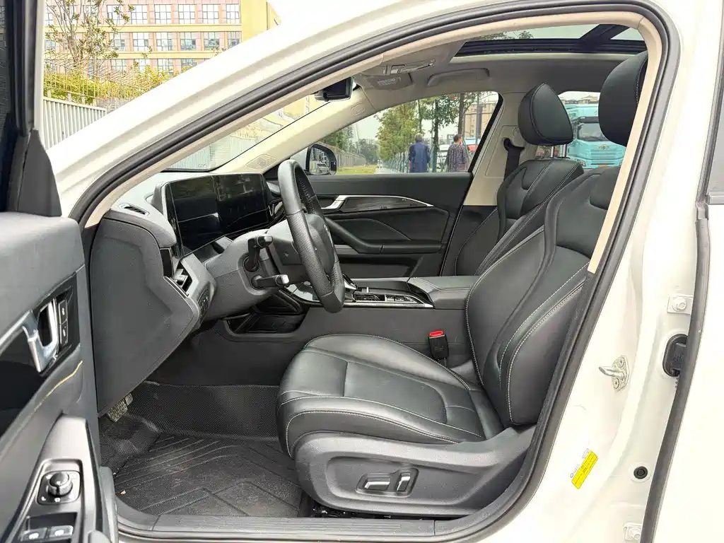 Bestune B70 — миниатюра 4