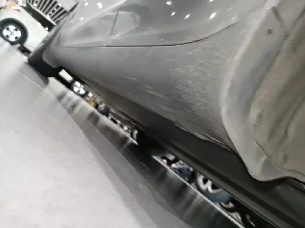 Tesla Model Y — миниатюра 22