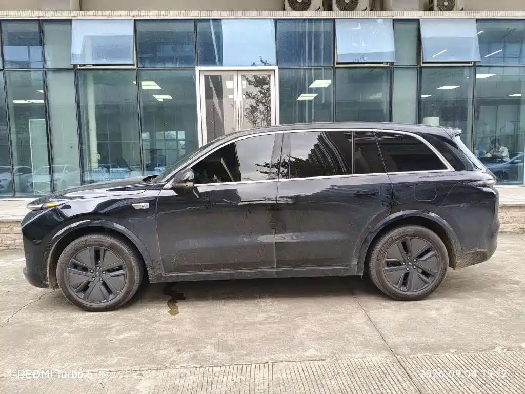 Li Auto Li L8 — миниатюра 3