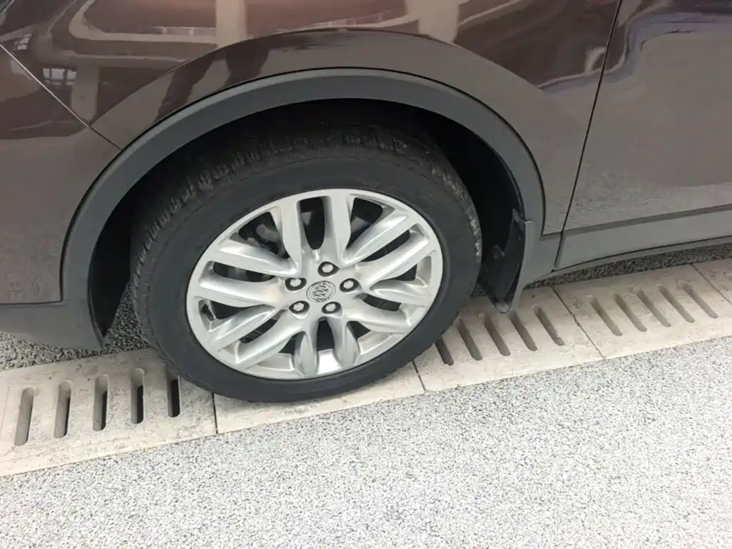 Buick Envision Plus — миниатюра 23