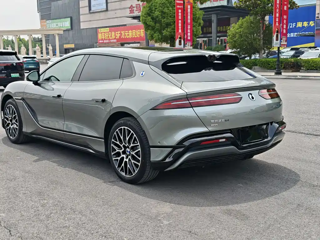 Denza Z9GT