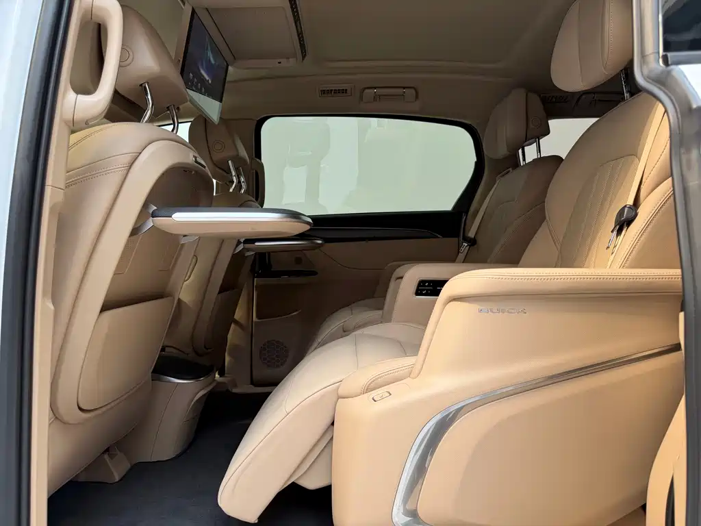 Buick GL8 Hybrid — миниатюра 14