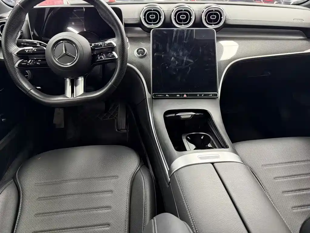 Mercedes-Benz C-Class — миниатюра 7