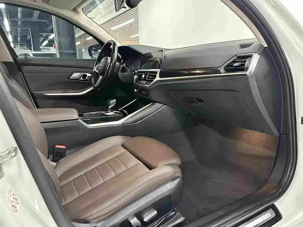 BMW 3 Series — миниатюра 12