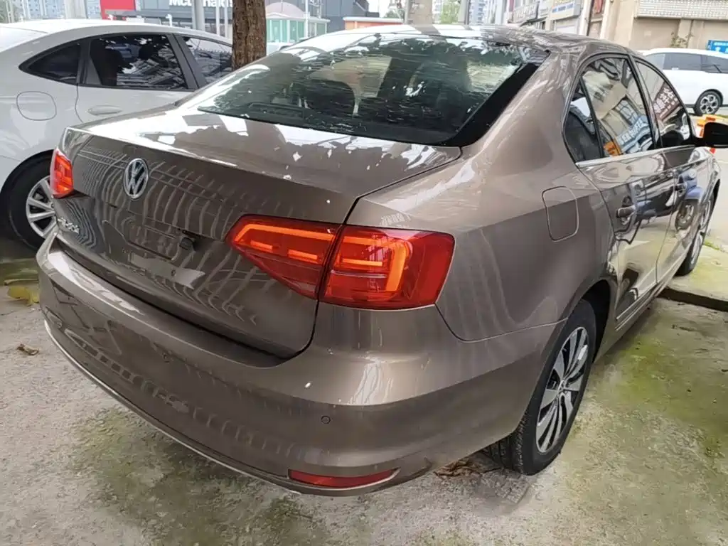 Volkswagen Sagitar — миниатюра 7